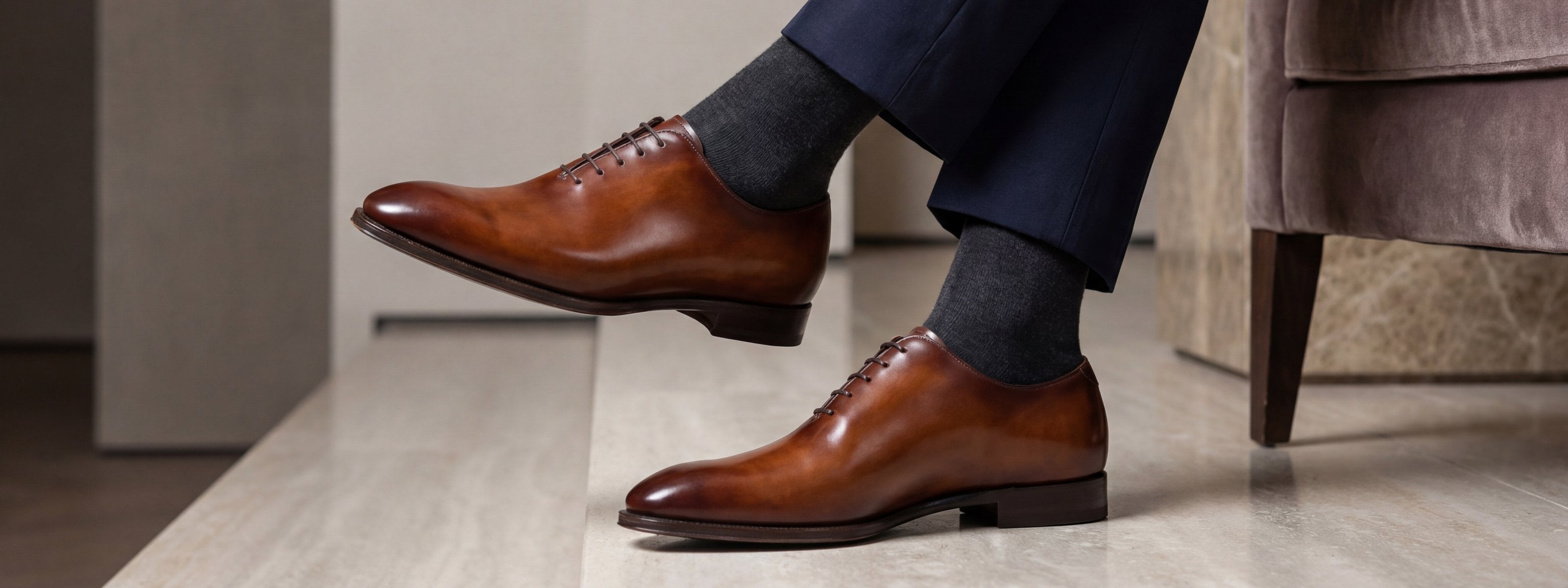 patinated wholecut oxford light brown color